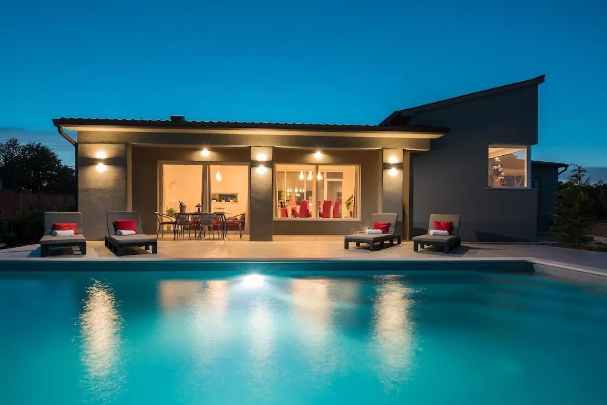 Villa Anton With Pool,Wifi Near Labin,989 Labin